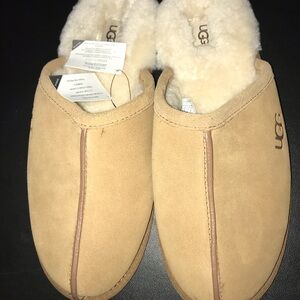 Ugg Plush Australia Men`s Slipper Size 13